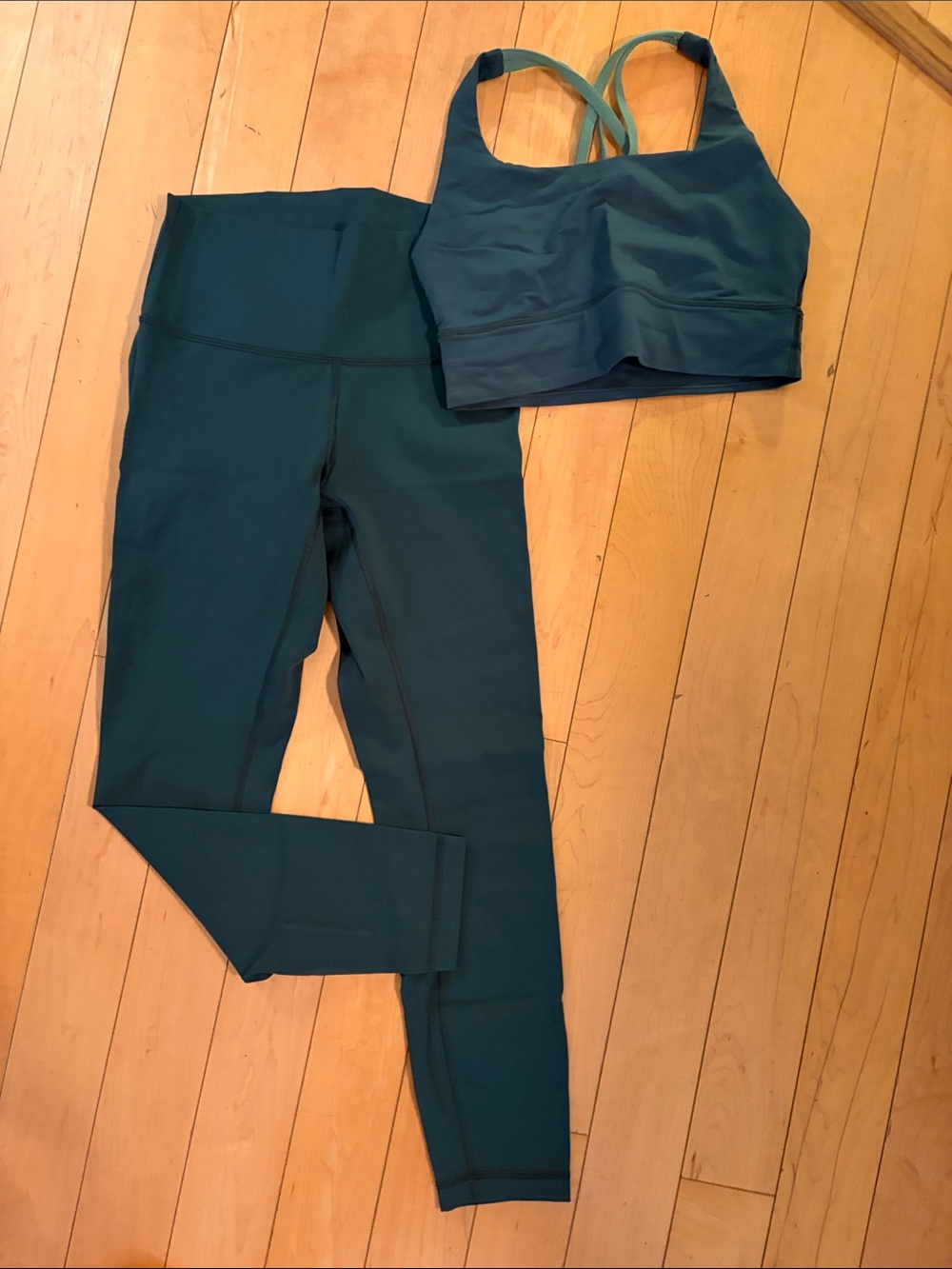 lululemon athletica Teal High-Waist Leggings & Strappy Sports Bra Set